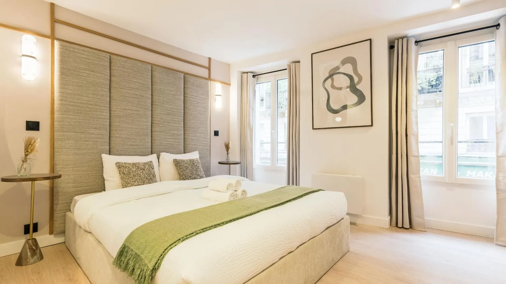 Apartment Opera - Elegant - Haystia *